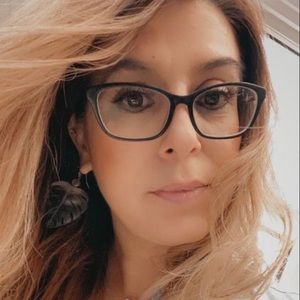 Meet your Posher, Melissa